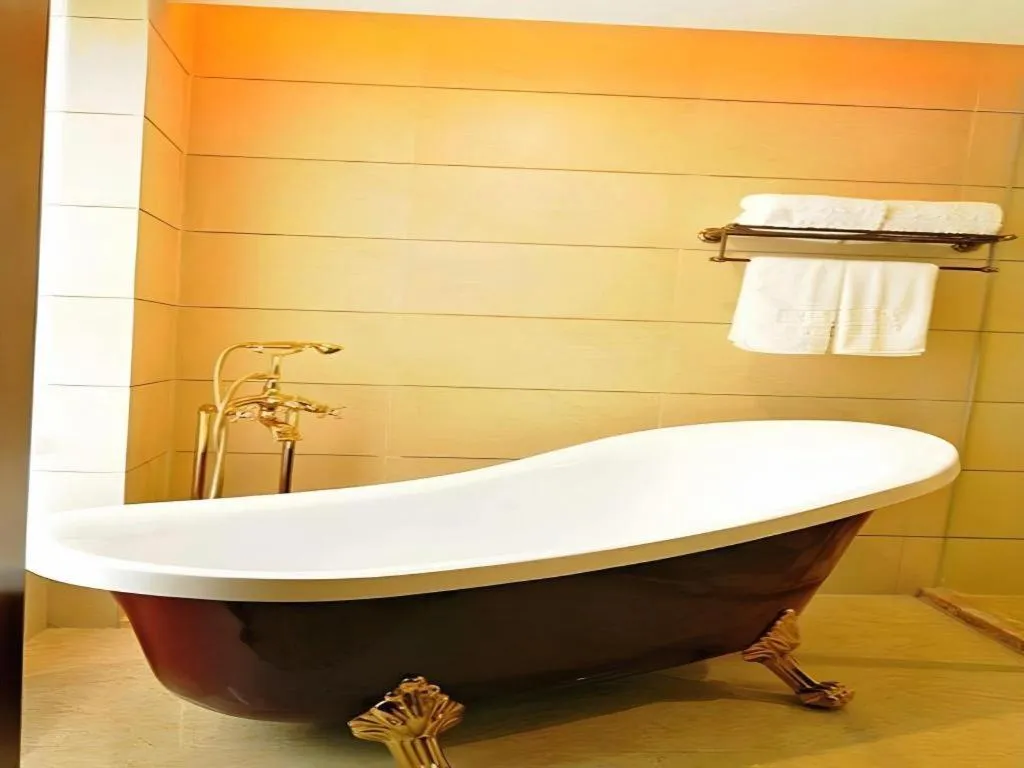 Chengdu French Theme Gold Palace