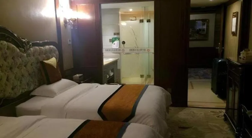 Chengdu French Theme Gold Palace