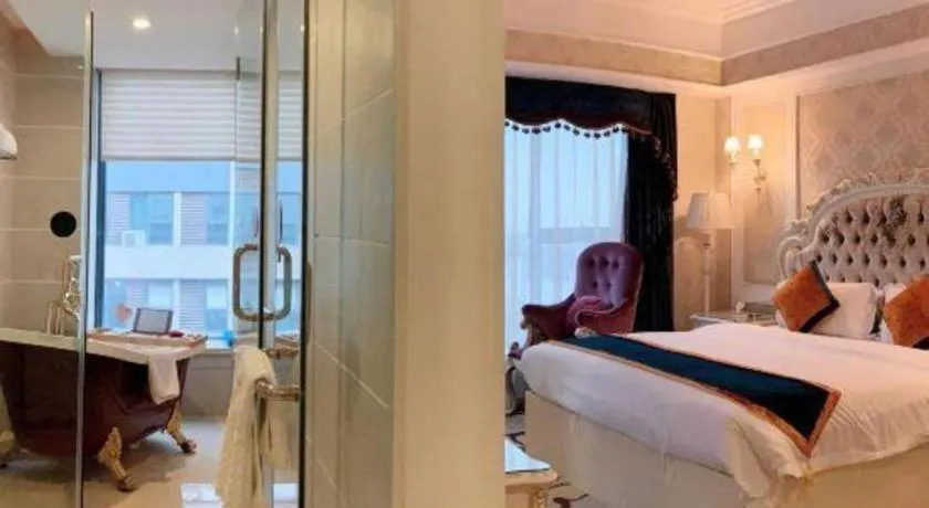 Bed in Chengdu French Theme Gold Palace