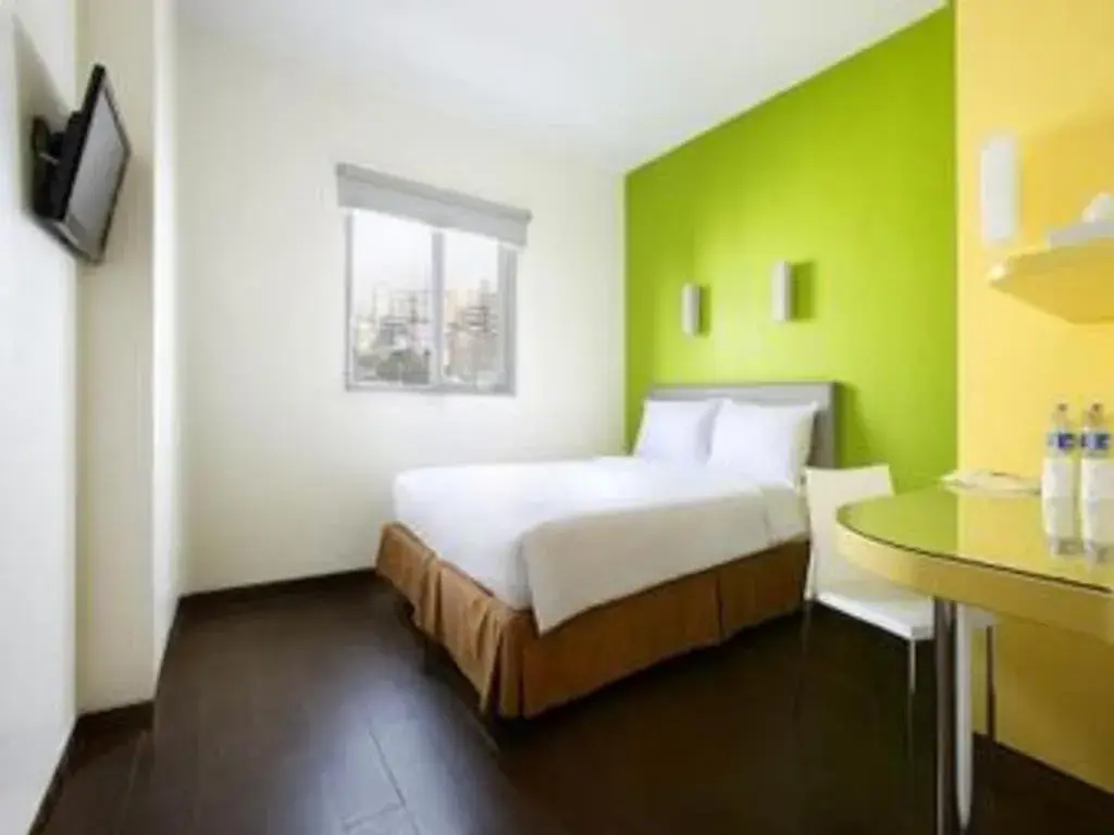 Bed in Amaris Hotel La Codefin Kemang Bed in Amaris Hotel La Codefin Kemang