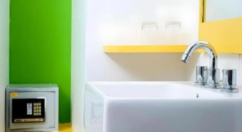 Amaris Hotel La Codefin Kemang