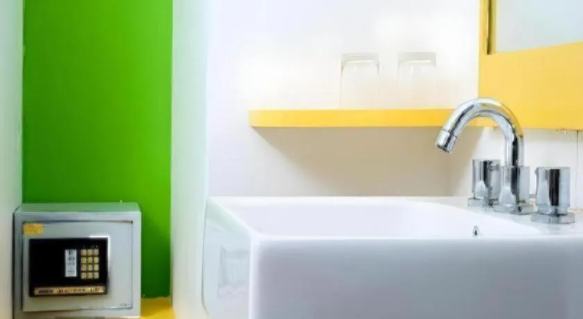 Amaris Hotel La Codefin Kemang