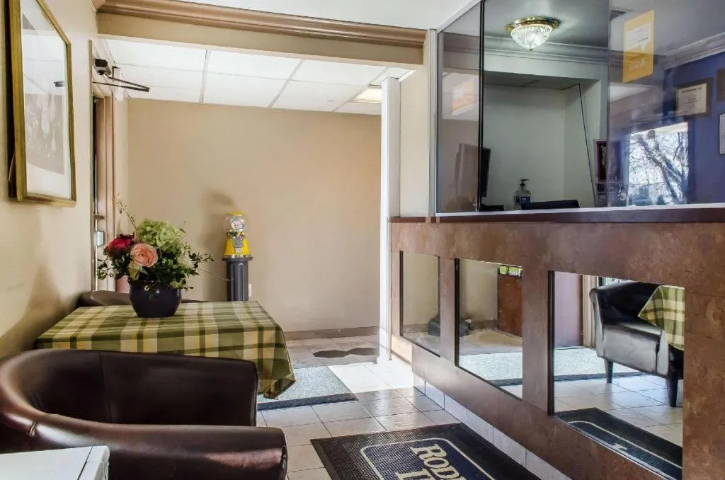 Rodeway Inn Allentown South