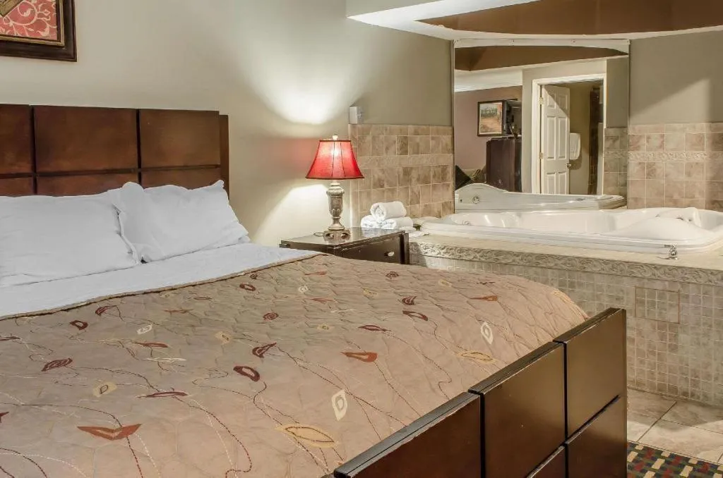 Bed in Rodeway Inn Allentown South