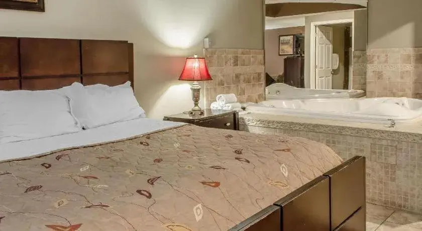 Bed in Rodeway Inn Allentown South Bed in Rodeway Inn Allentown South