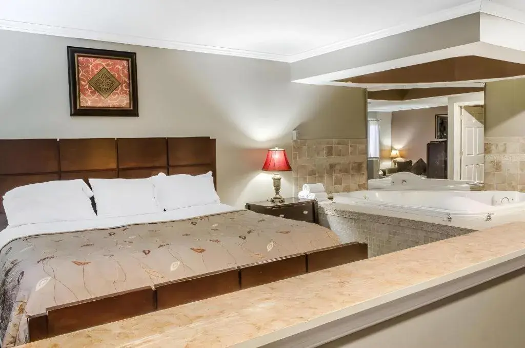 Bed in Rodeway Inn Allentown South Bed in Rodeway Inn Allentown South