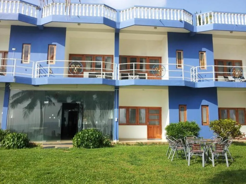 New Tristar Beach Hotel