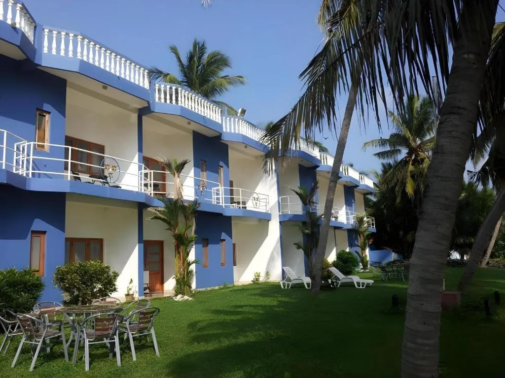 New Tristar Beach Hotel