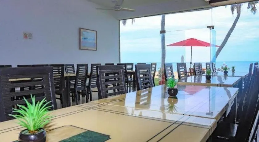 New Tristar Beach Hotel