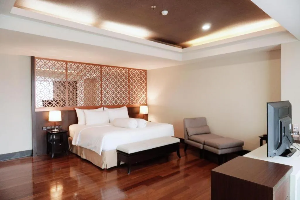 Bed in Indoluxe Hotel Jogjakarta