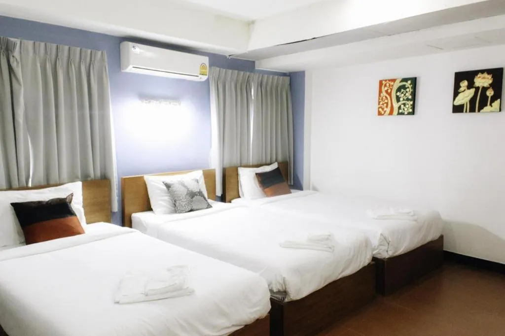 Bed in Urban House 195