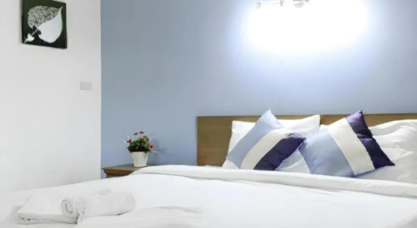 Bed in Urban House 195