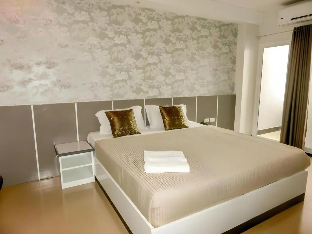 Bed in The Premium Residence