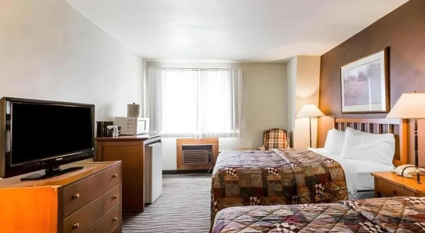 Bed in Quality Inn Pagosa Springs