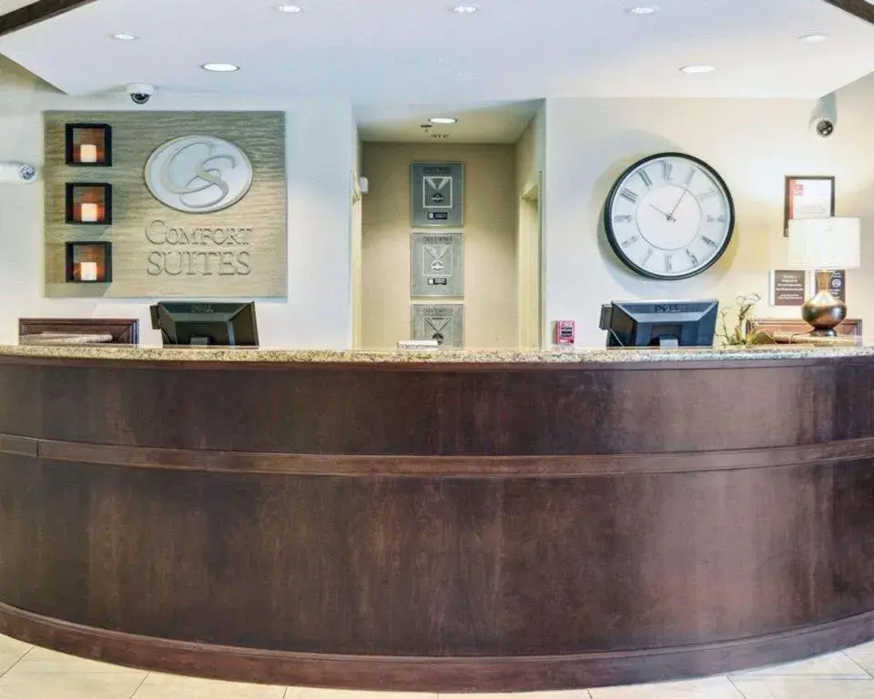 Comfort Suites near Hot Springs Park Comfort Suites near Hot Springs Park