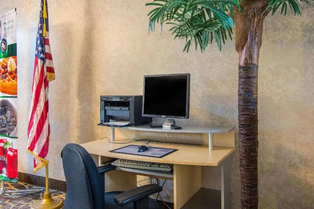 Quality Inn Oakwood - Gainesville