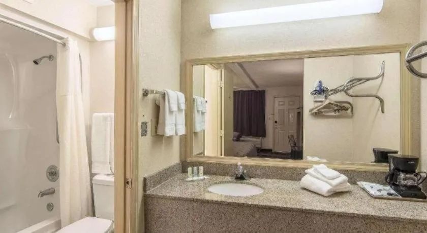 Quality Inn Oakwood - Gainesville