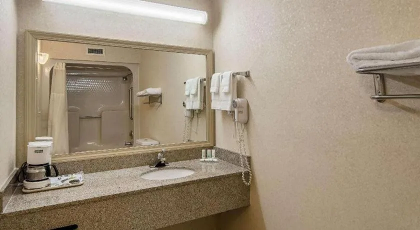 Quality Inn Oakwood - Gainesville