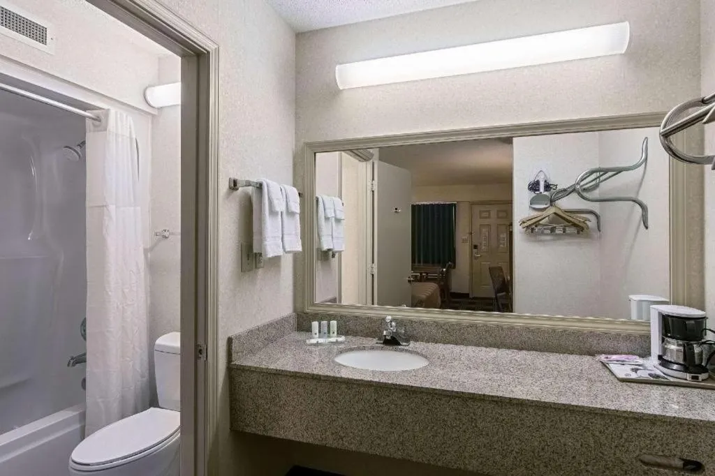 Quality Inn Oakwood - Gainesville