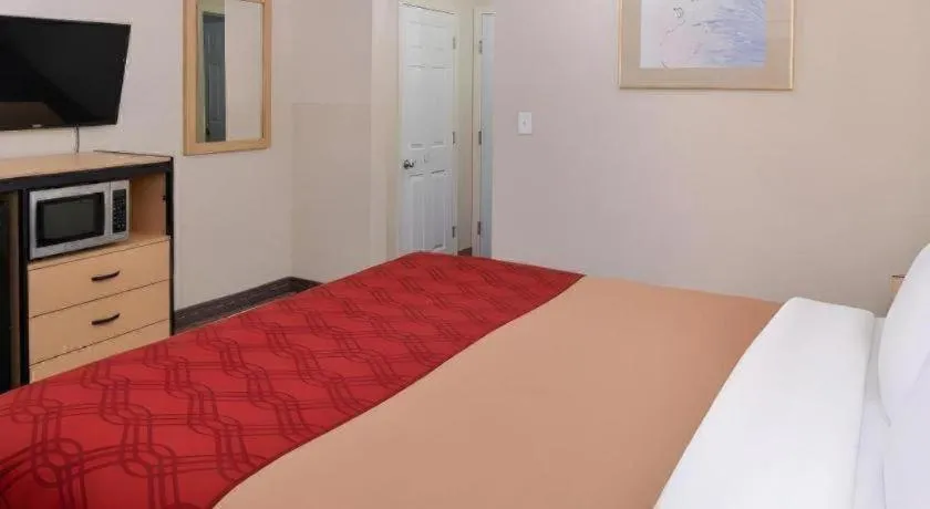 Econo Lodge Rochester I-90 & I-390