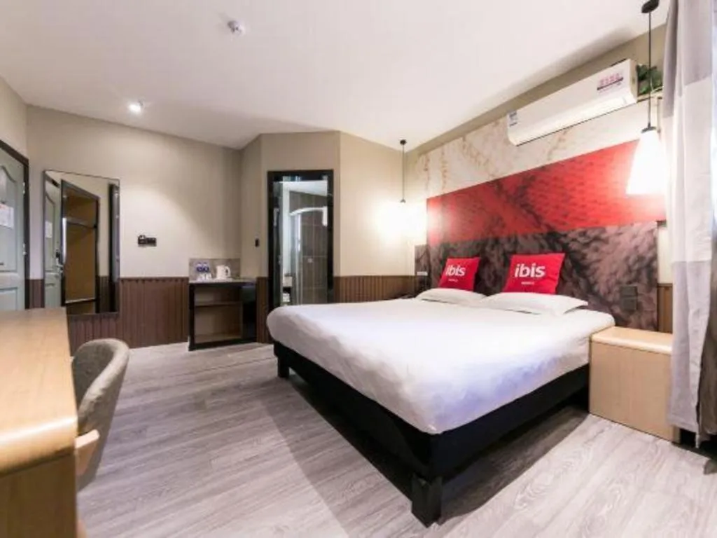 Bed in Ibis Nantong Qingnian