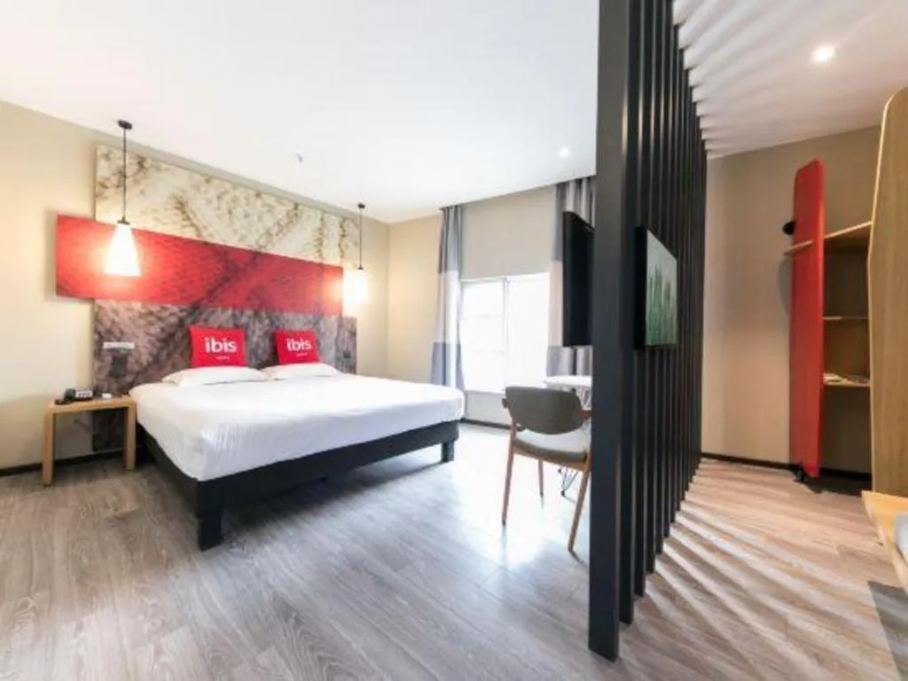 Bed in Ibis Nantong Qingnian