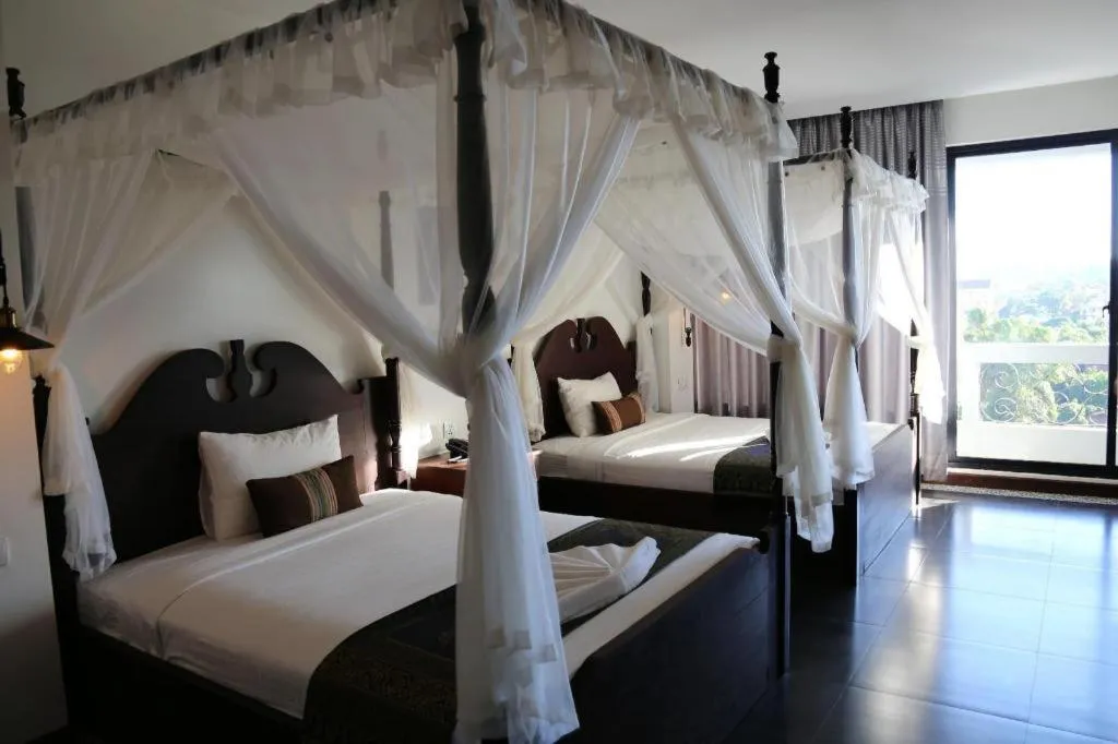 Bed in Yeak Loam Hotel