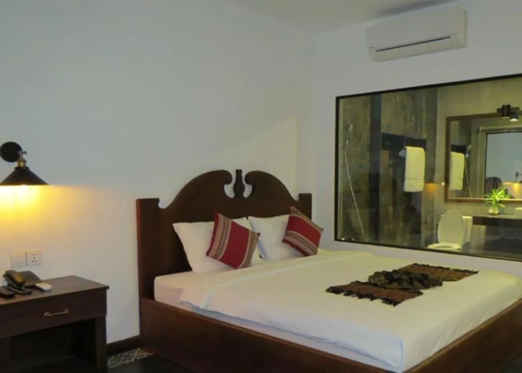 Bed in Yeak Loam Hotel