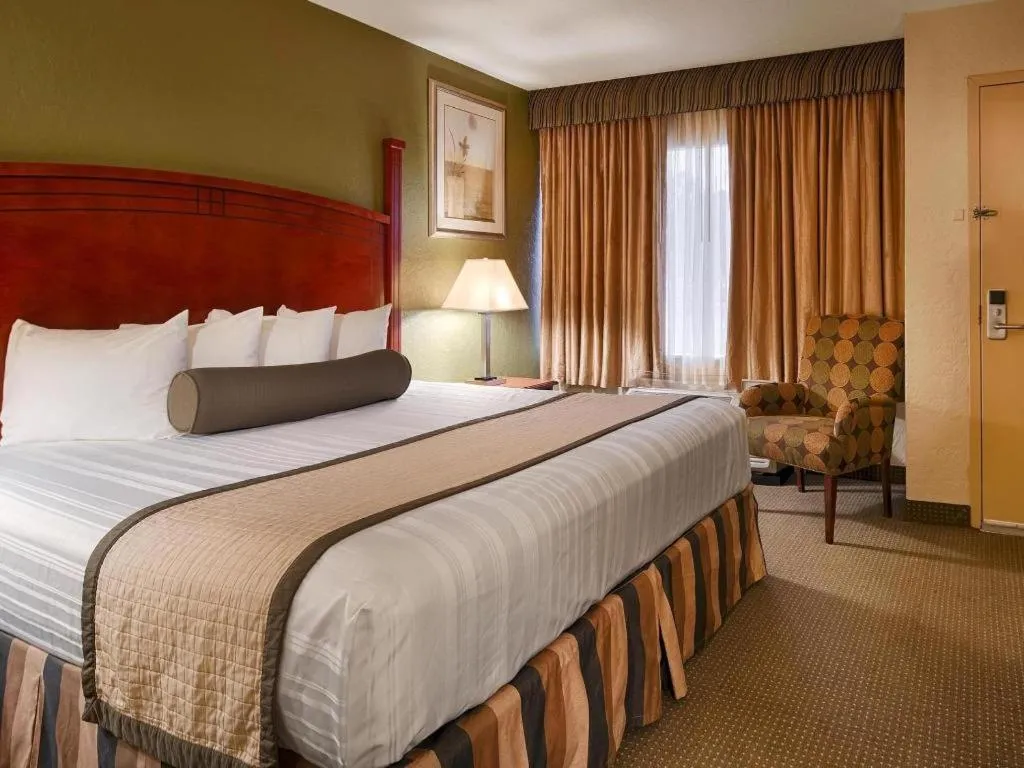 Bed in SureStay Plus by Best Western Lawton