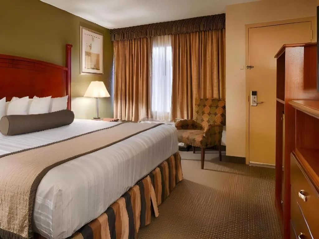 Bed in SureStay Plus by Best Western Lawton