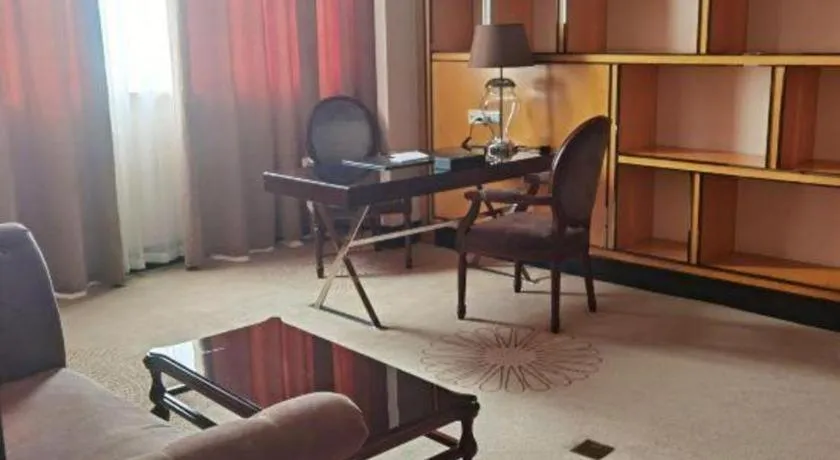 Jiuhua Jin Jiang International Hotel