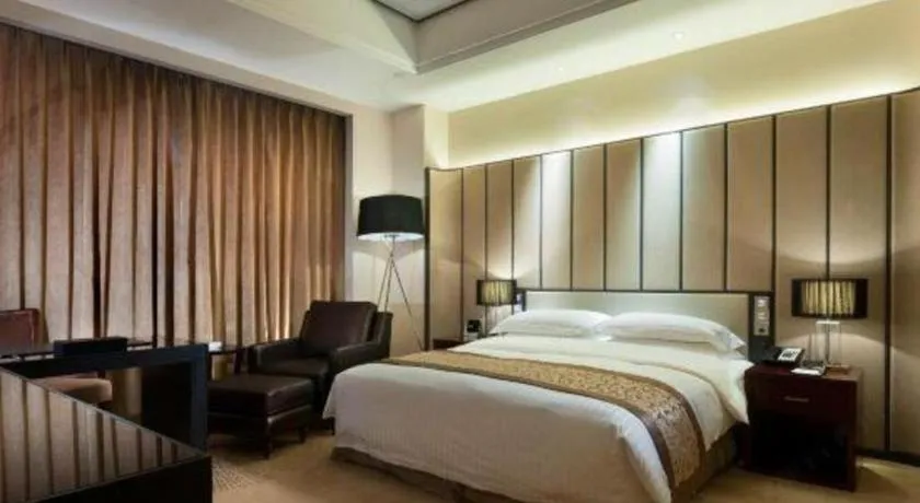 Bed in Jiuhua Jin Jiang International Hotel