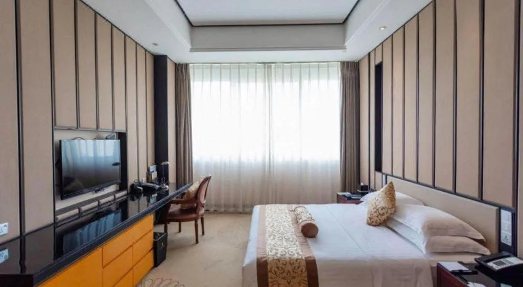 Bed in Jiuhua Jin Jiang International Hotel