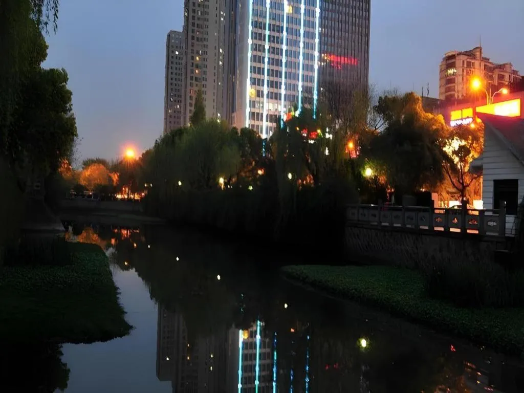 New Century Grand Hotel Hangzhou Shengtai