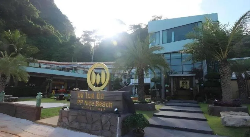 Phi Phi Nice Beach Hotel Hip
