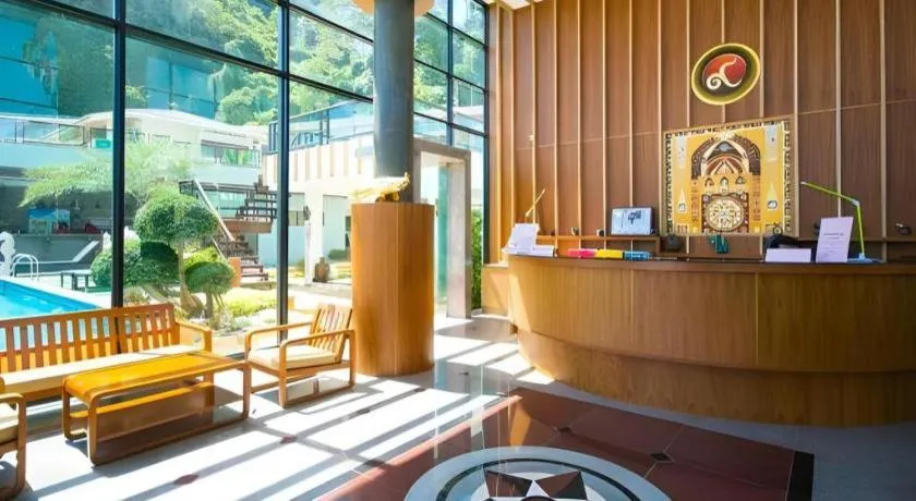 Phi Phi Nice Beach Hotel Hip