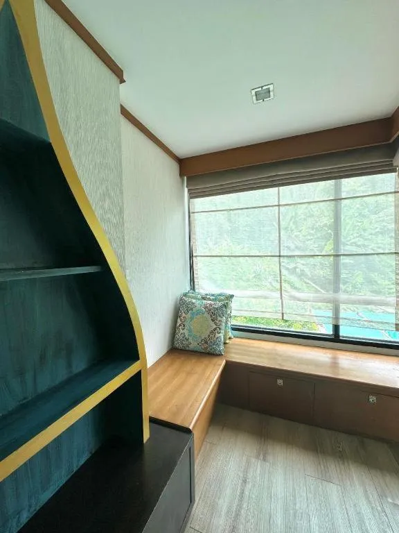 Phi Phi Nice Beach Hotel Hip