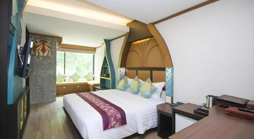 Bed in Phi Phi Nice Beach Hotel Hip