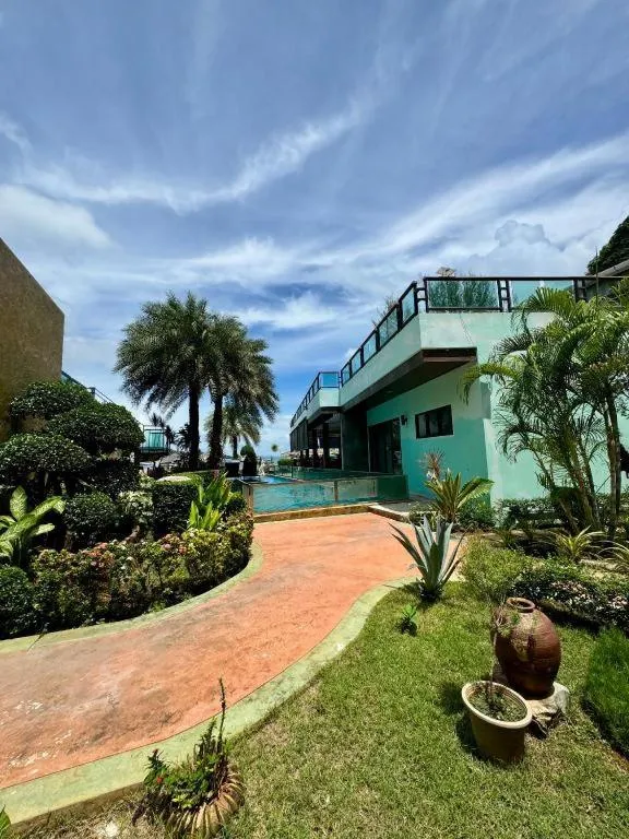 Phi Phi Nice Beach Hotel Hip