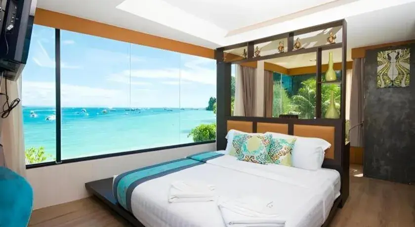 Bed in Phi Phi Nice Beach Hotel Hip Bed in Phi Phi Nice Beach Hotel Hip