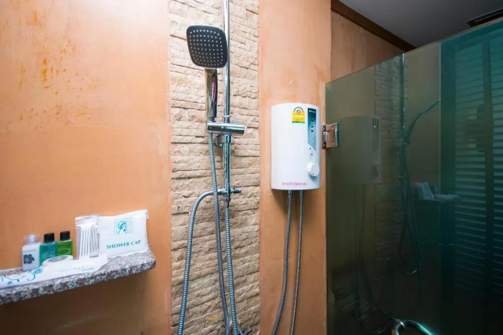 Phi Phi Nice Beach Hotel Hip