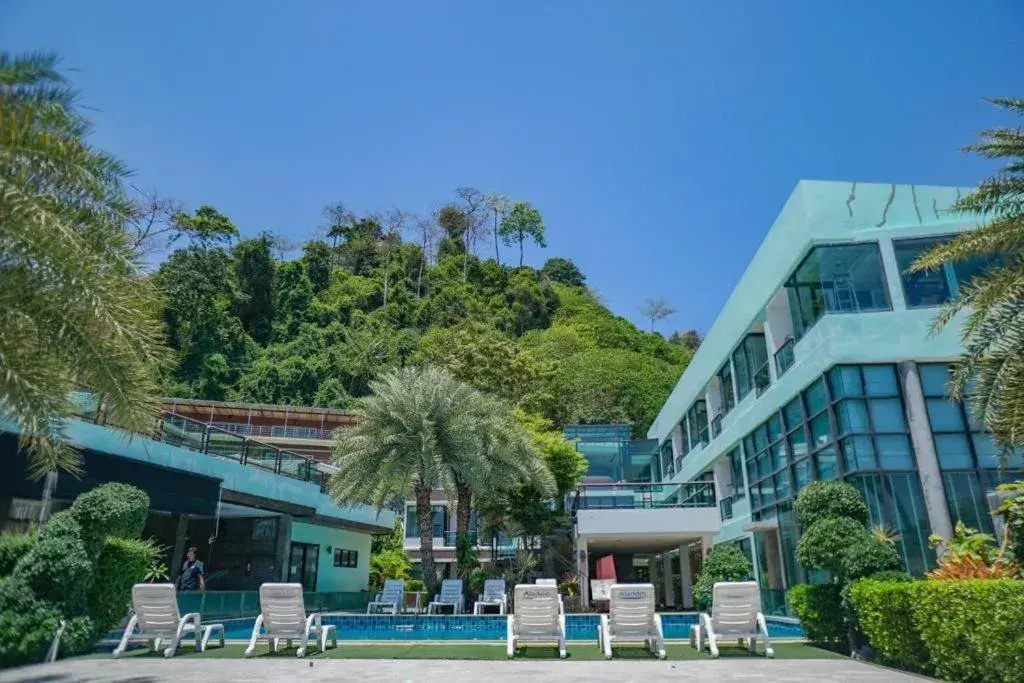 Phi Phi Nice Beach Hotel Hip Phi Phi Nice Beach Hotel Hip