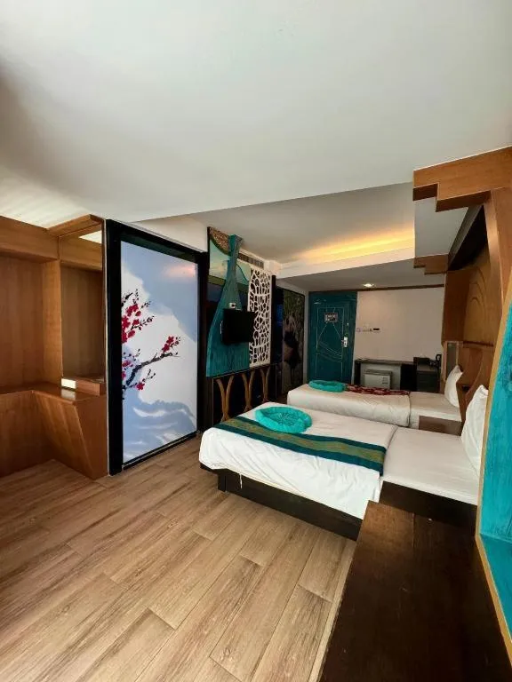 Bed in Phi Phi Nice Beach Hotel Hip