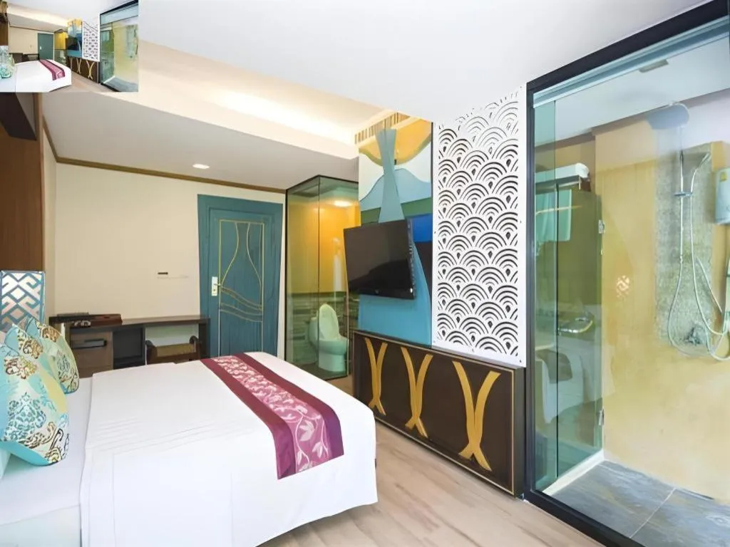 Bed in Phi Phi Nice Beach Hotel Hip