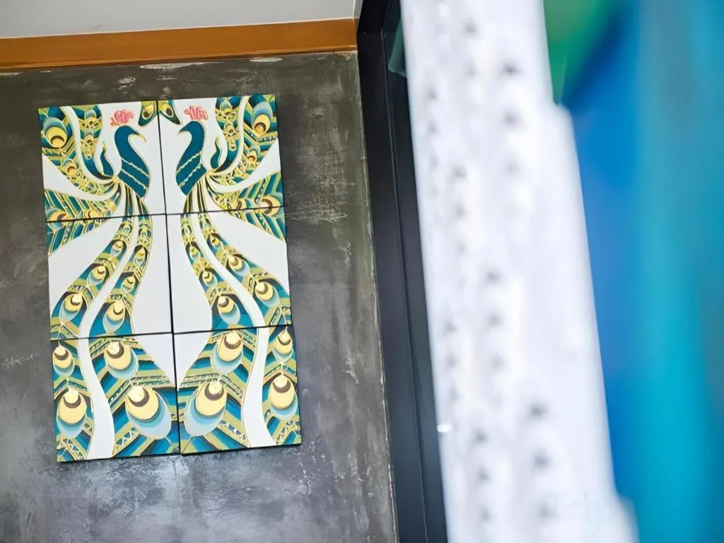 Phi Phi Nice Beach Hotel Hip