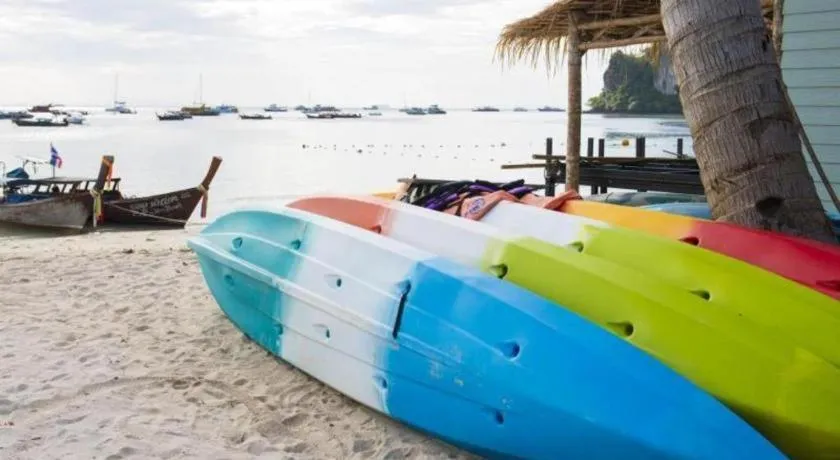 Phi Phi Nice Beach Hotel Hip