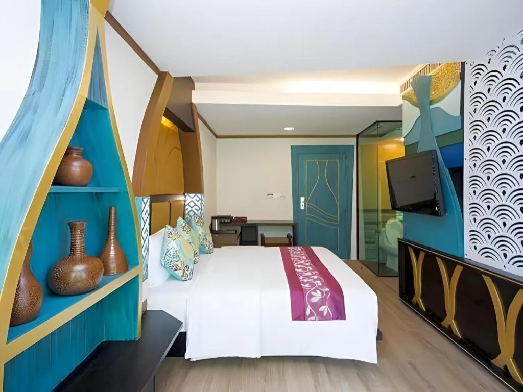 Bed in Phi Phi Nice Beach Hotel Hip