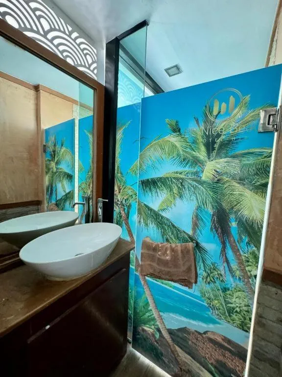 Phi Phi Nice Beach Hotel Hip