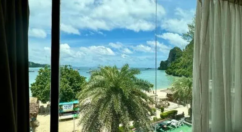 Phi Phi Nice Beach Hotel Hip Phi Phi Nice Beach Hotel Hip