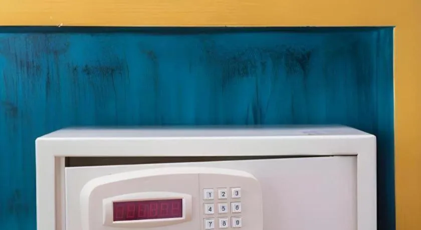 Phi Phi Nice Beach Hotel Hip